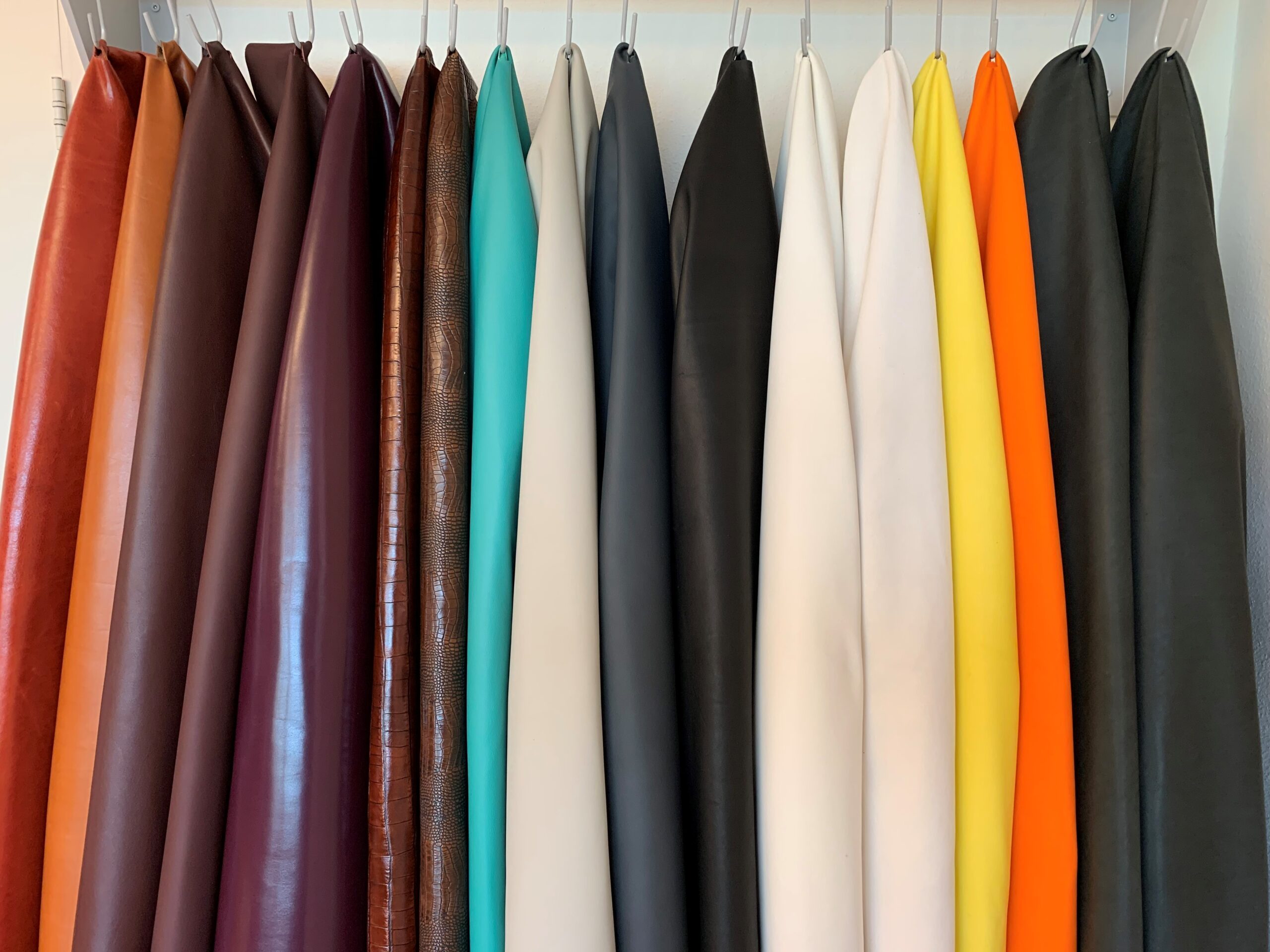 Zeology leather collection